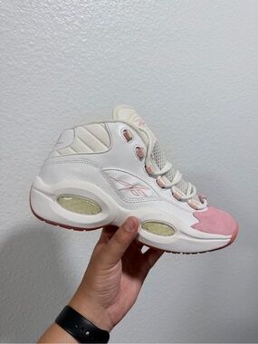 Reebok question white and pink